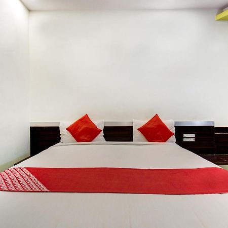Oyo 11548 Hotel Mrunal Palace Aurangabad  Buitenkant foto
