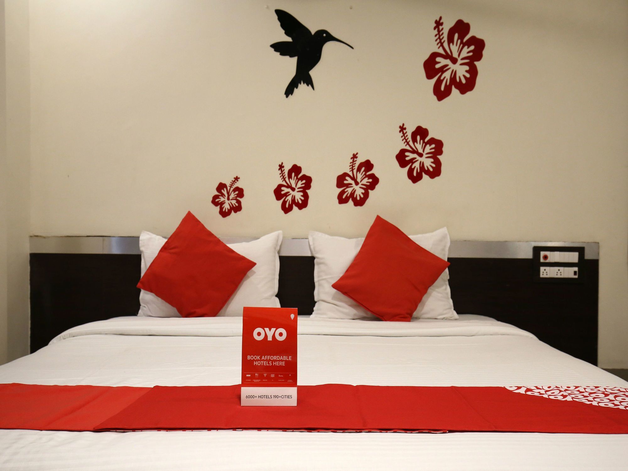 Oyo 11548 Hotel Mrunal Palace Aurangabad  Buitenkant foto